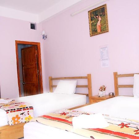 Hoa Sen Guest House Нячанг Екстер'єр фото